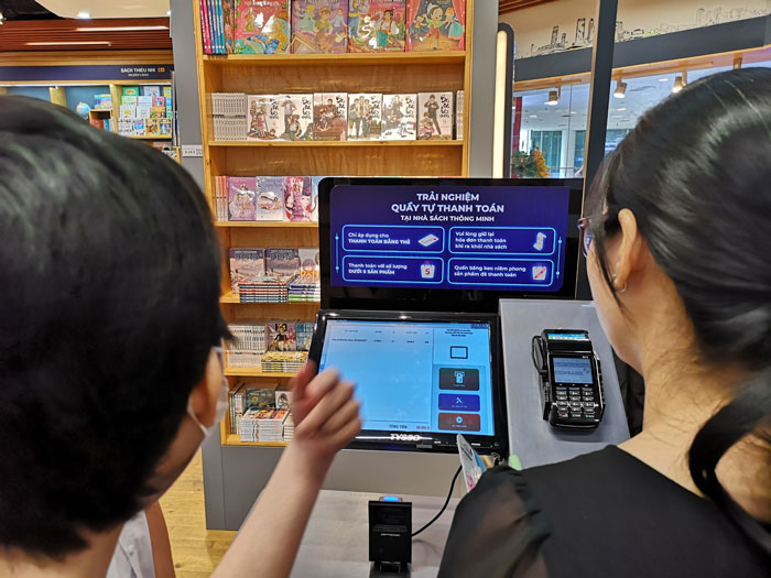 nhà sách thông minh, nhà sách fahasa quận 7,