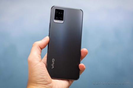 vivo V20 Pro lộ giá bán trước giờ 