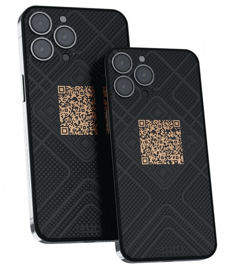 Mã QR Code bằng vàng cho iPhone 13 Pro