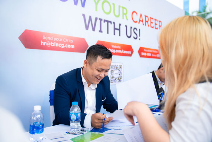 Ngày hội việc làm khối ngành Kinh tế, HUTECH Career Day 2023