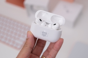 AirPods Pro 2 bản đặc biệt năm con rồng: Sự kết hợp giữa tinh hoa công nghệ và nét đẹp truyền thống