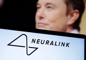 Neuralink cấy chip não thành công cho người đầu tiên