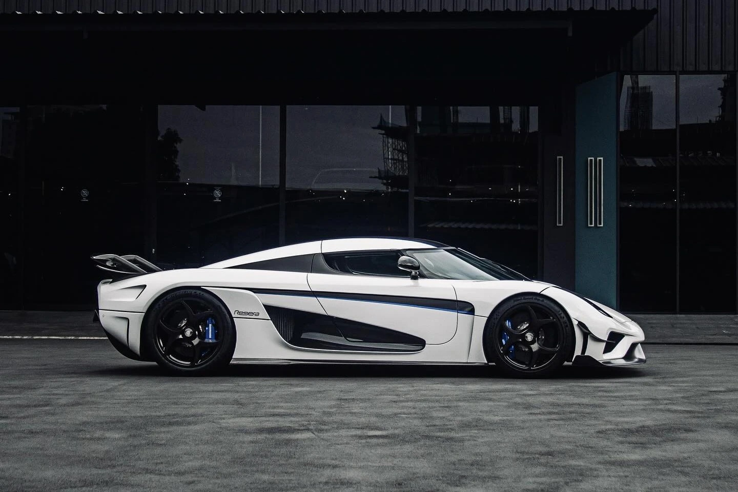 Koenigsegg Regera, Indonesia, Siêu phẩm, Hypercar, Giới hạn, Sang trọng